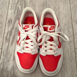 Dunk Low GS Champion Red